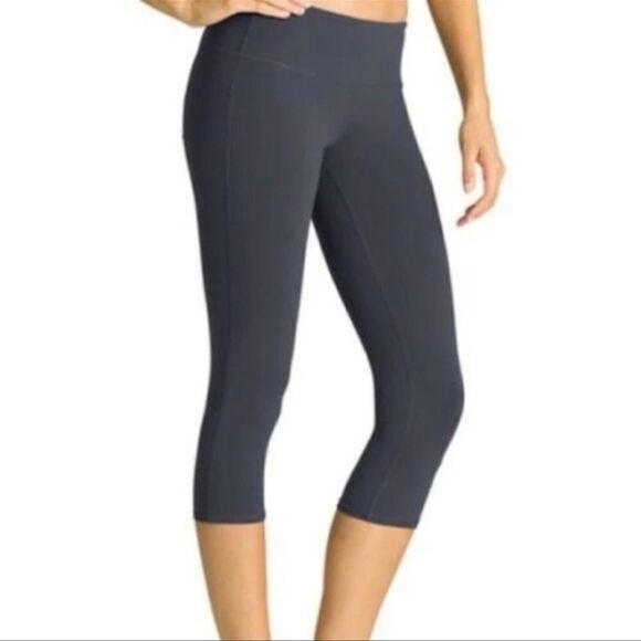 Athleta Chaturanga Capri Gray M - Picture 1 of 6